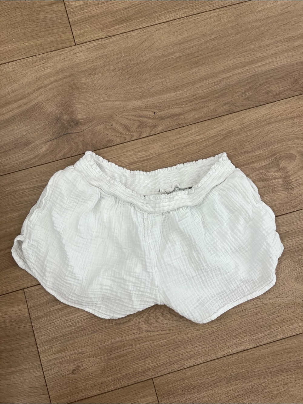 Aerie Gauzy High Waisted Short - Picture 3 of 3